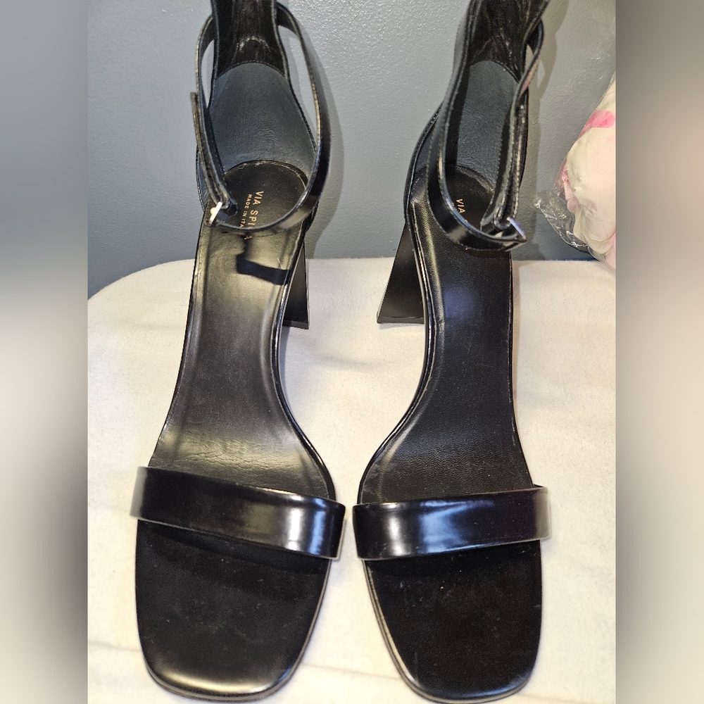 Via Spiga Black Leather Ankle-Strap Block Heel Sandals